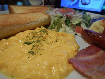 びっくりドンキー　トースト