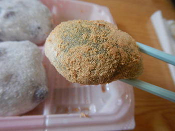 あわしま堂 よもぎ大福 塩大福