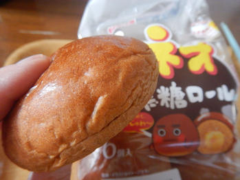 ネオバタ 黒糖ロール