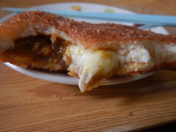 ヤマザキ チーズカレーパン