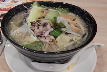 ガスト　1日分の野菜のベジ塩タンメン・糖質ゼロ麺
